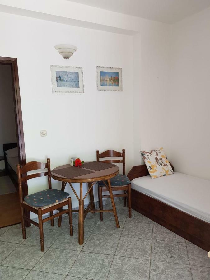 Apartments Josica Сен Екстериор снимка